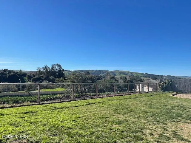 $675,000 | 218 Highland Drive, Santa Maria, CA 93455