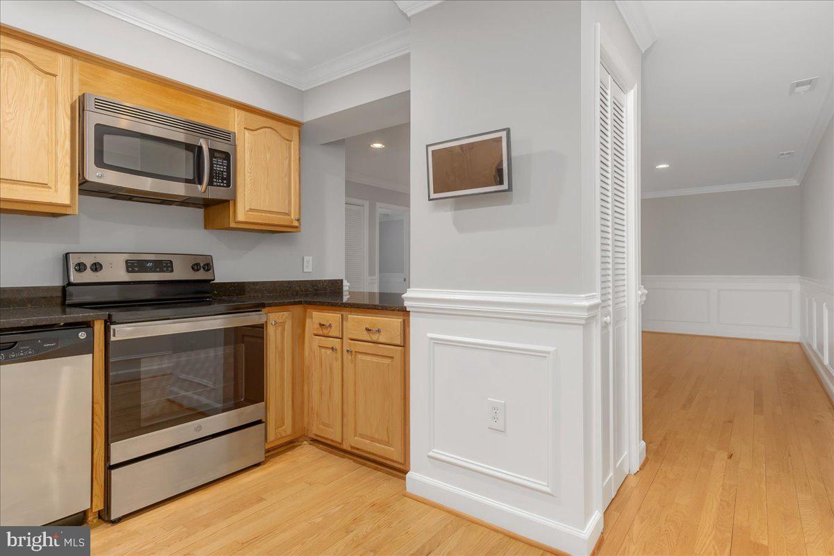 11920 Liberty Road, Unit 205A Frederick, MD 21701 - Photo 3 of 26 Beautiful Kitchen