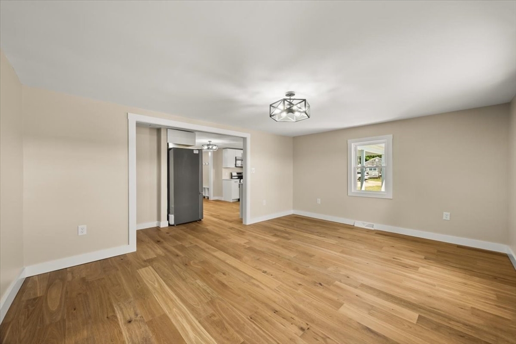 521 Marys Pond Road Rochester, MA 02770 - Photo 12 of 42