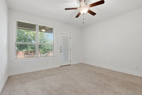 $319,000 | 460 Parkline Drive, Unit 34B, Georgetown, TX 78626