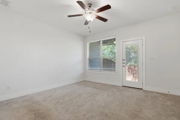 $319,000 | 460 Parkline Drive, Unit 34B, Georgetown, TX 78626