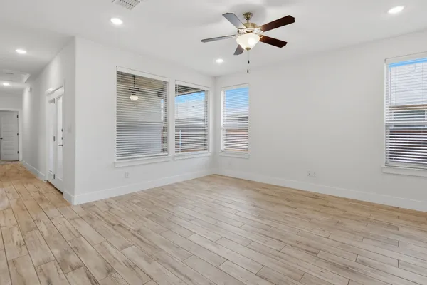 $319,000 | 460 Parkline Drive, Unit 34B, Georgetown, TX 78626