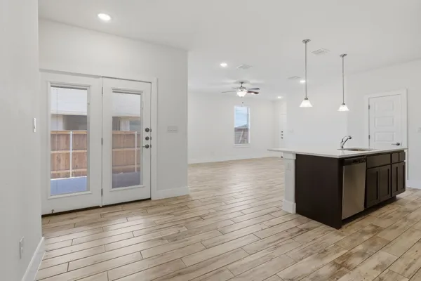 $319,000 | 460 Parkline Drive, Unit 34B, Georgetown, TX 78626