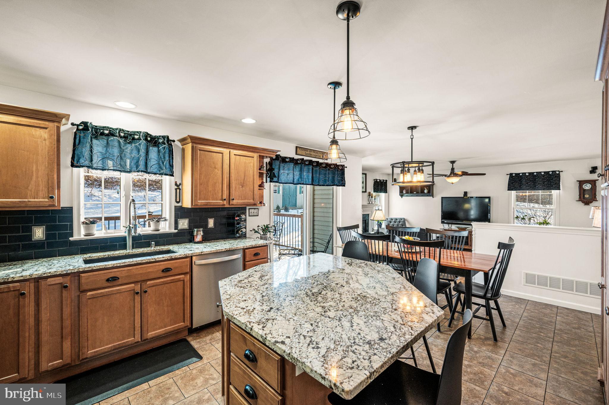 650 Willow Lane Atglen, PA 19310 - Photo 14 of 49 Charming kitchen with modern finishes.