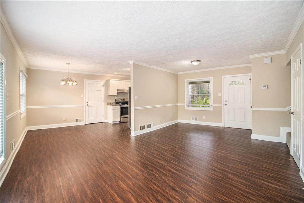 3435 Misty Valley Road Decatur, GA 30032 - Photo 4 of 15