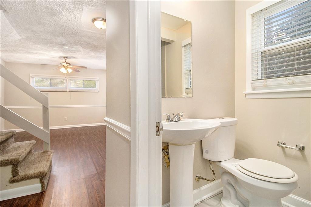 3435 Misty Valley Road Decatur, GA 30032 - Photo 9 of 15