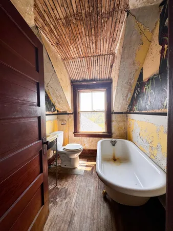 $69,500 | 1236 Main Street, Harrington, ME 04643