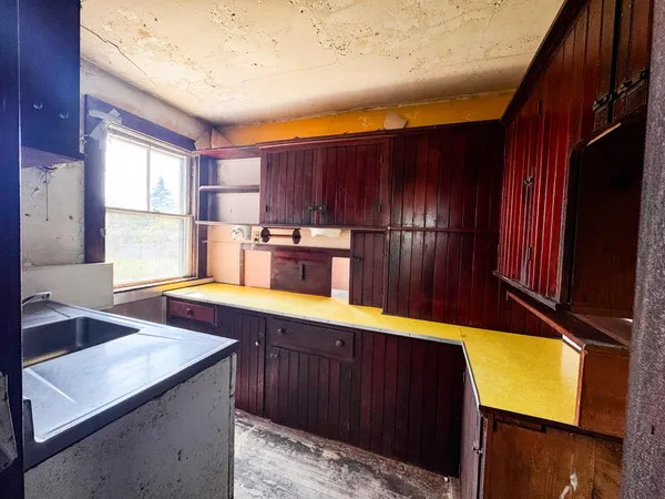 $69,500 | 1236 Main Street, Harrington, ME 04643