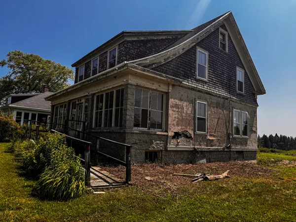 $69,500 | 1236 Main Street, Harrington, ME 04643