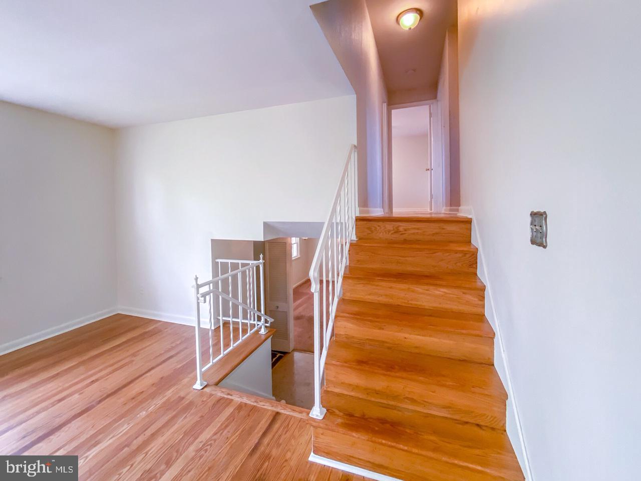 2710 Cambridge Road York, PA 17402 - Photo 13 of 27 Gallery Image 13