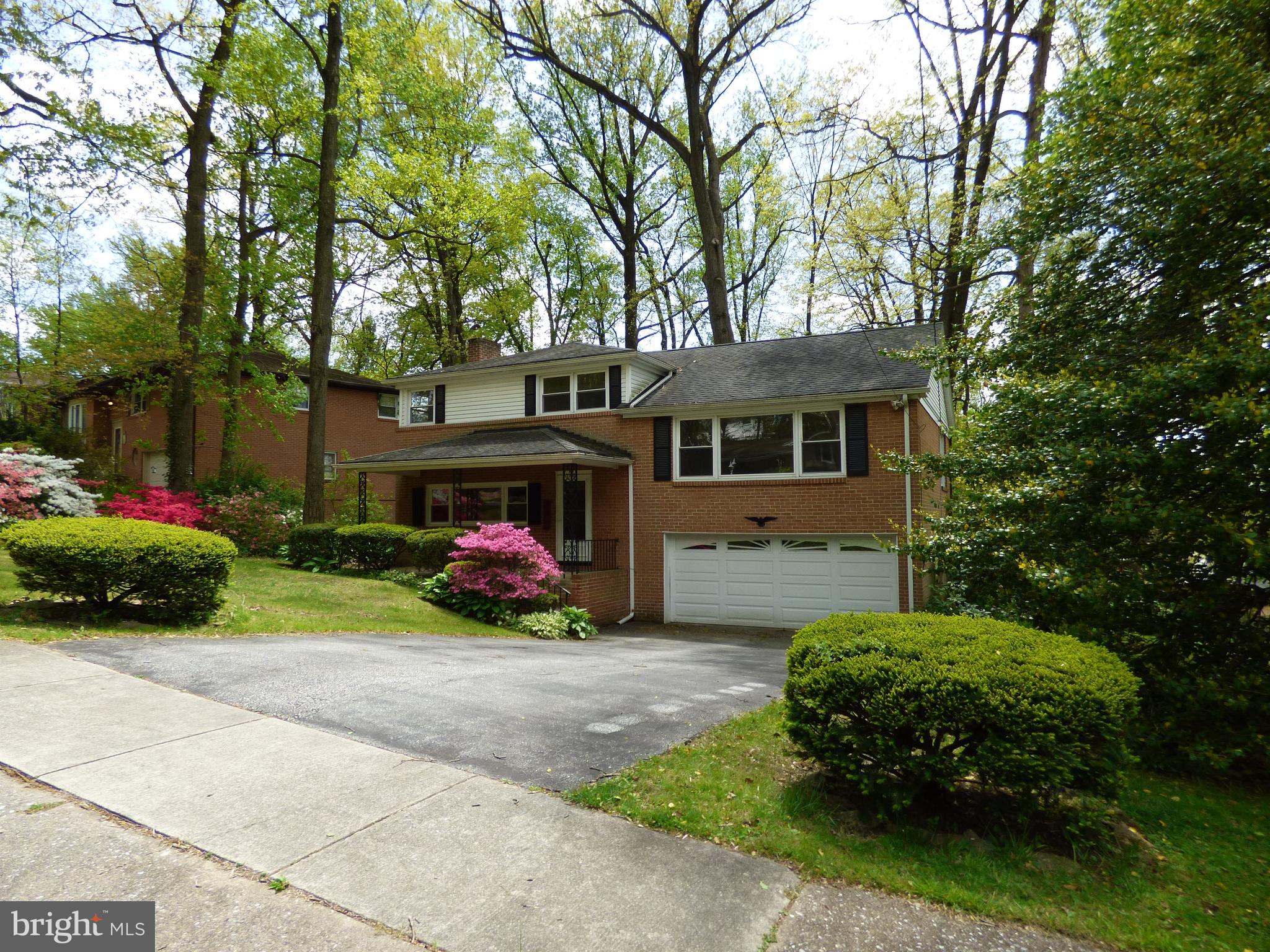 2710 Cambridge Road York, PA 17402 - Photo 6 of 27 Gallery Image 6
