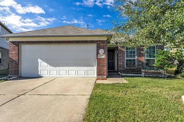 $1,950 | 3203 Dale Ridge Trail, Houston, TX 77084