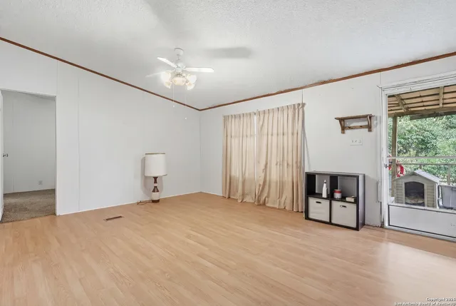 $100,000 | 545 Lakeshore Drive South, Bandera, TX 78003