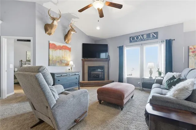 $365,000 | 12945 Northwest Hawthorne Drive, Platte City, MO 64079