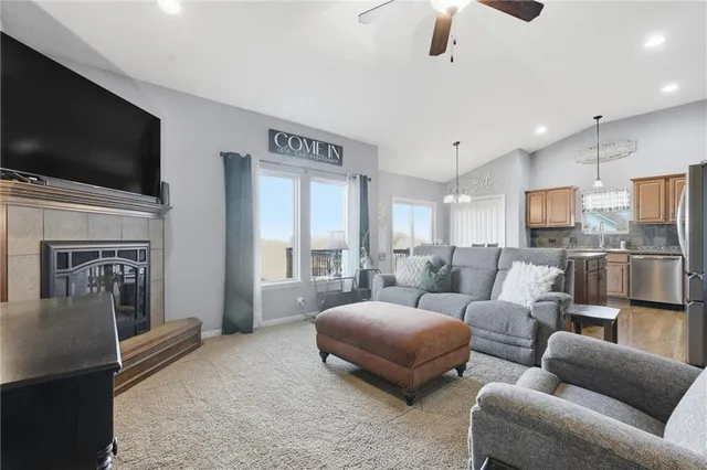 $365,000 | 12945 Northwest Hawthorne Drive, Platte City, MO 64079