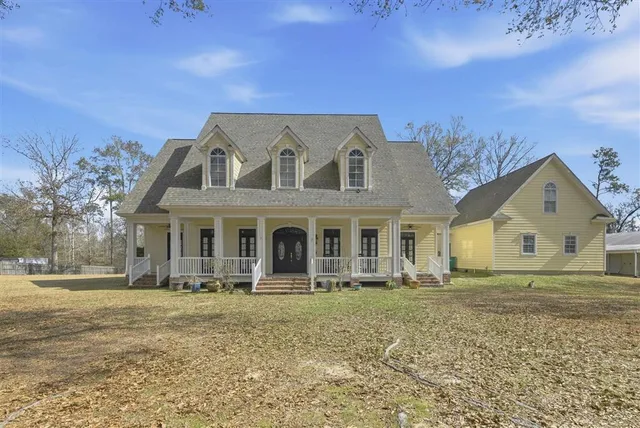 $750,000 | 2490 Sutherland Road, Lake Charles, LA 70611