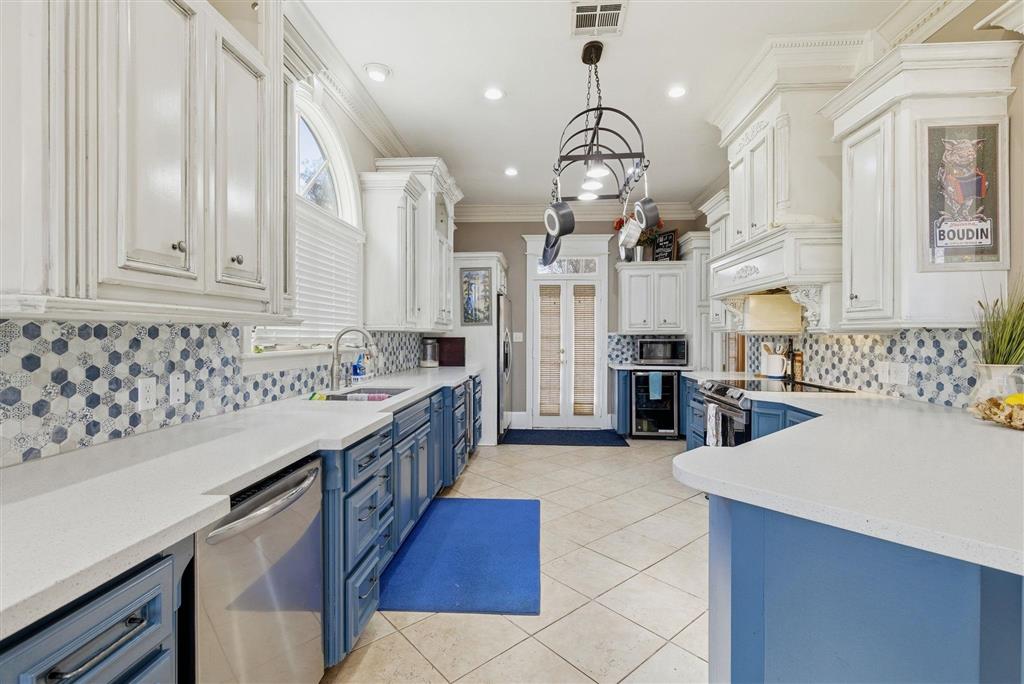 2490 Sutherland Road Lake Charles, LA 70611 - Photo 5 of 28