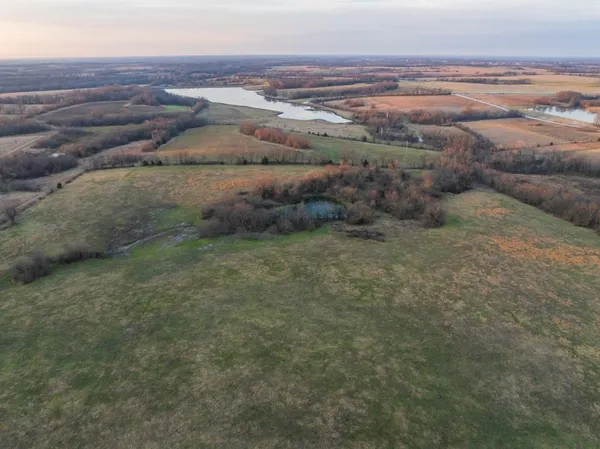 $199,000 | South Little Road, Garden City, MO 64747