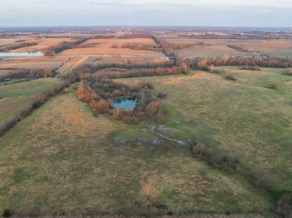 $199,000 | South Little Road, Garden City, MO 64747