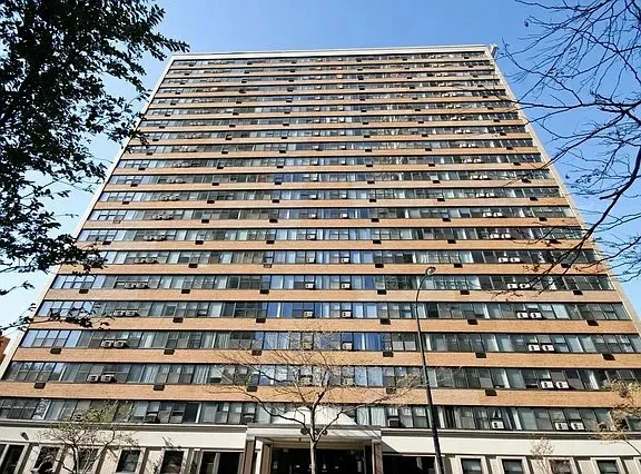 $1,500 | 6030 North Sheridan Road, Unit 1811, Chicago, IL 60660