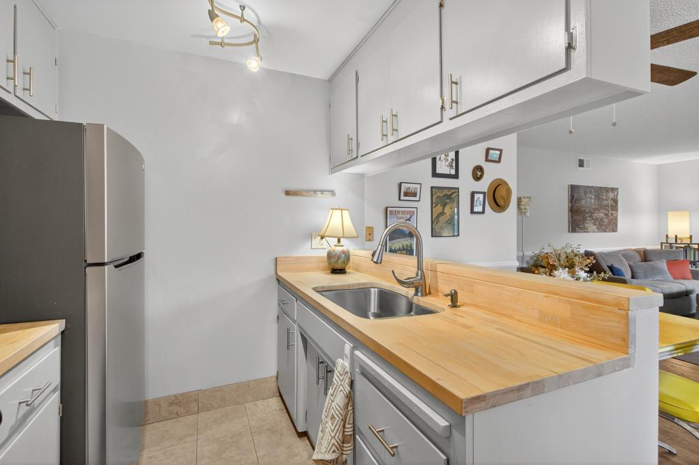 6529 Greenback Lane, Unit 1 Citrus Heights, CA 95621 - Photo 14 of 35