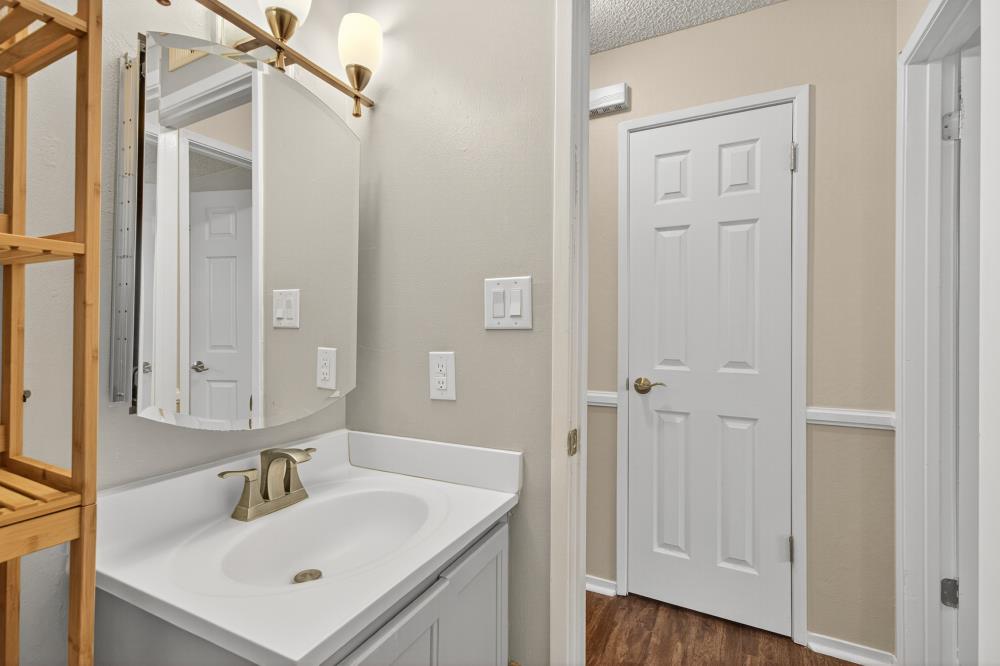 6529 Greenback Lane, Unit 1 Citrus Heights, CA 95621 - Photo 20 of 35