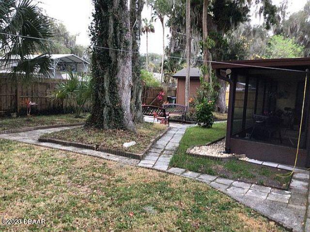 3103 Needle Palm Drive Edgewater, FL 32141 - Photo 4 of 24 4