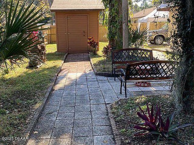 3103 Needle Palm Drive Edgewater, FL 32141 - Photo 5 of 24 5