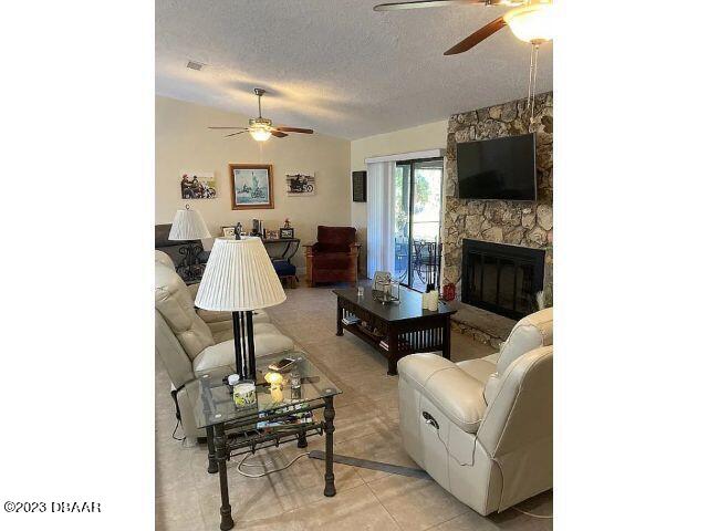 3103 Needle Palm Drive Edgewater, FL 32141 - Photo 6 of 24 6