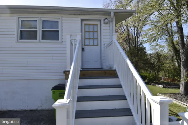 $4,200 | 3931 Dominion Drive, Dumfries, VA 22026