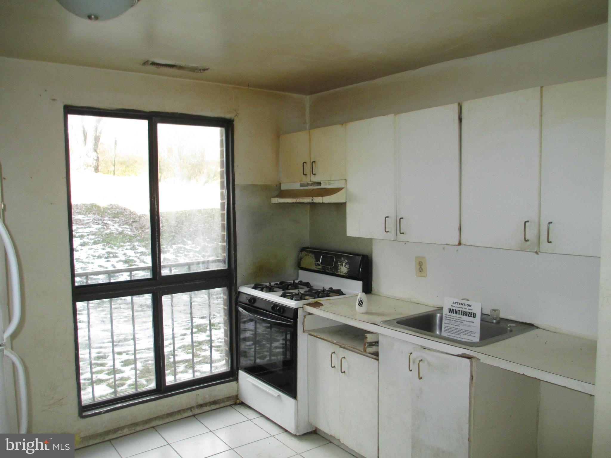 7955 Riggs Road, Unit 2 Hyattsville, MD 20783 - Photo 4 of 6 Interior (General)