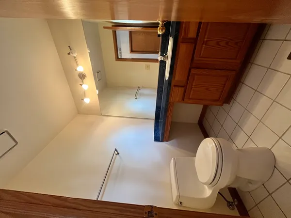 $2,595 | 18 Stonegate Court, Algonquin, IL 60102