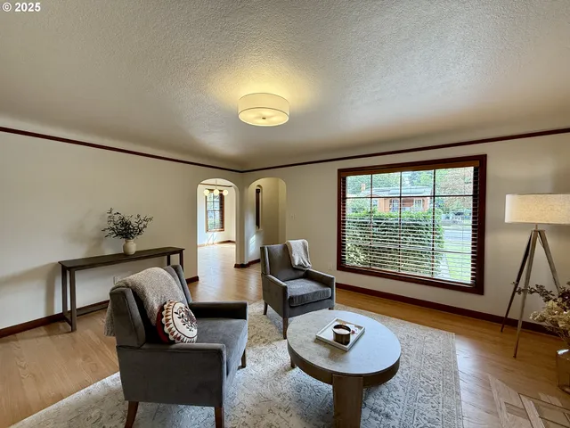 $675,000 | 10475 Southeast 37th Avenue, Milwaukie, OR 97222