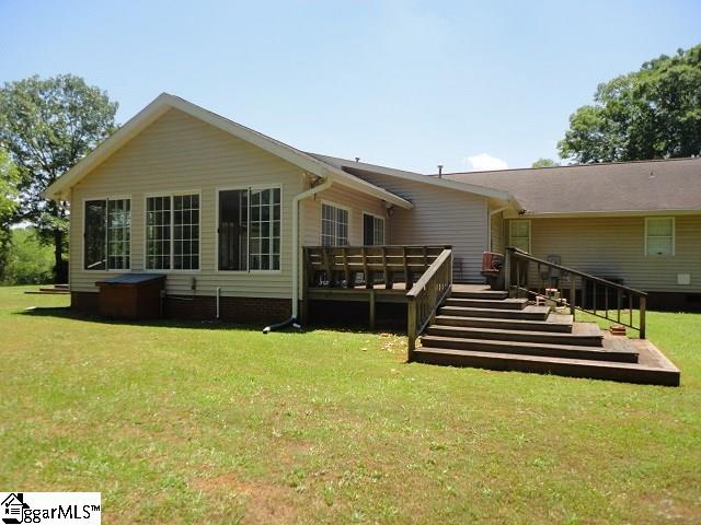 715 Breazeale Road Liberty, SC 29657 - Photo 3 of 27