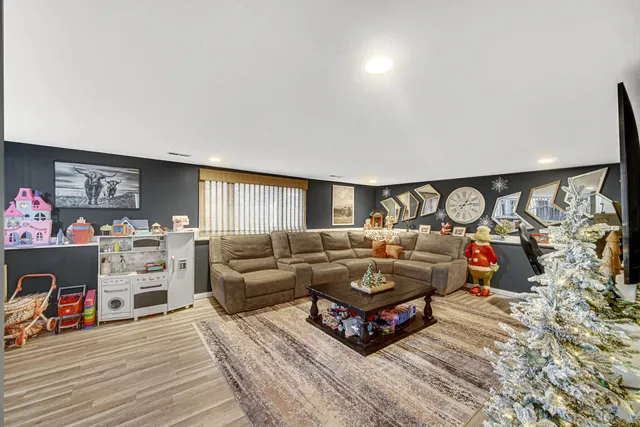 $369,900 | 2449 Flat Rock Road, Dyer, IN 46311