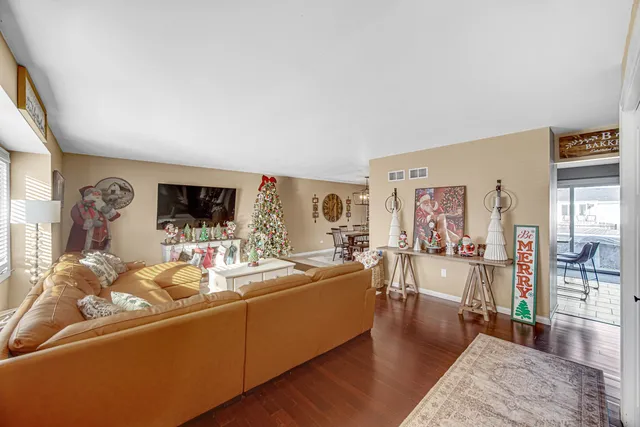 $369,900 | 2449 Flat Rock Road, Dyer, IN 46311