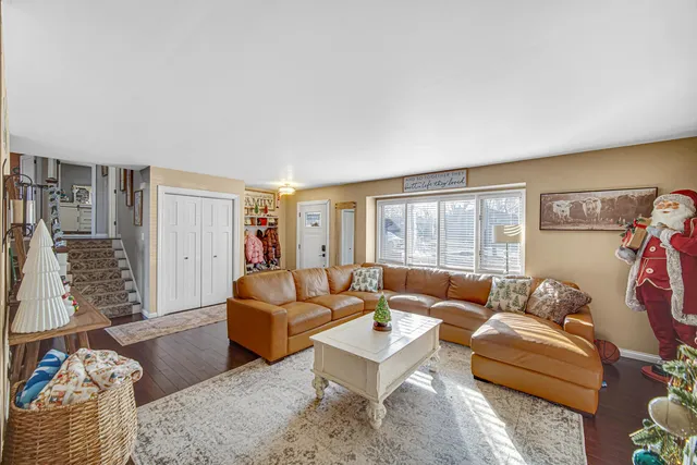 $369,900 | 2449 Flat Rock Road, Dyer, IN 46311