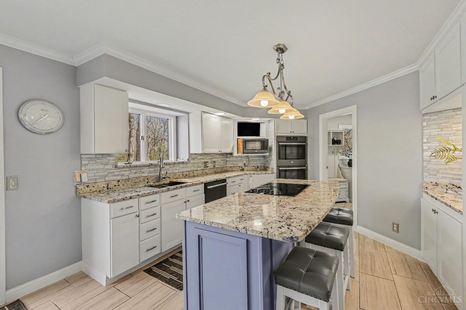 1432 Apple Hill Road Cincinnati, OH 45230 - Photo 10 of 39