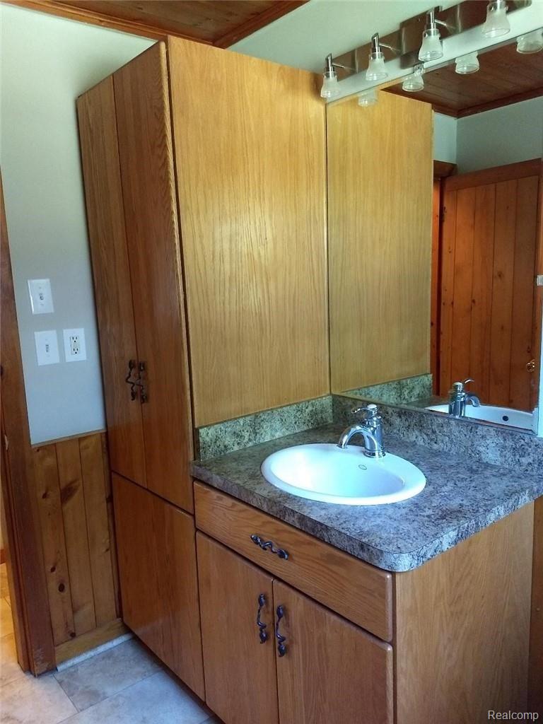 6199 Bergin Road Howell, MI 48843 - Photo 22 of 30 mcnyh.jpg