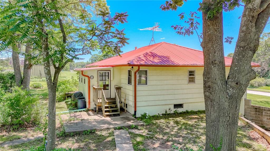 209 West Hale Lake Road Warrensburg, MO 64093 - Photo 25 of 30