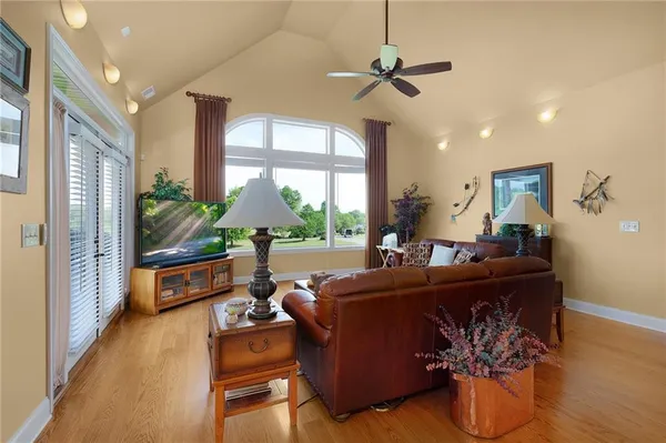 $650,000 | 148 Fox Den Drive Northeast, Calhoun, GA 30701
