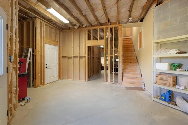 $650,000 | 148 Fox Den Drive Northeast, Calhoun, GA 30701
