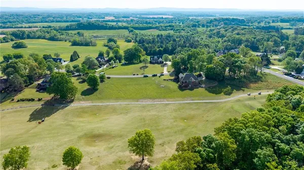 $650,000 | 148 Fox Den Drive Northeast, Calhoun, GA 30701