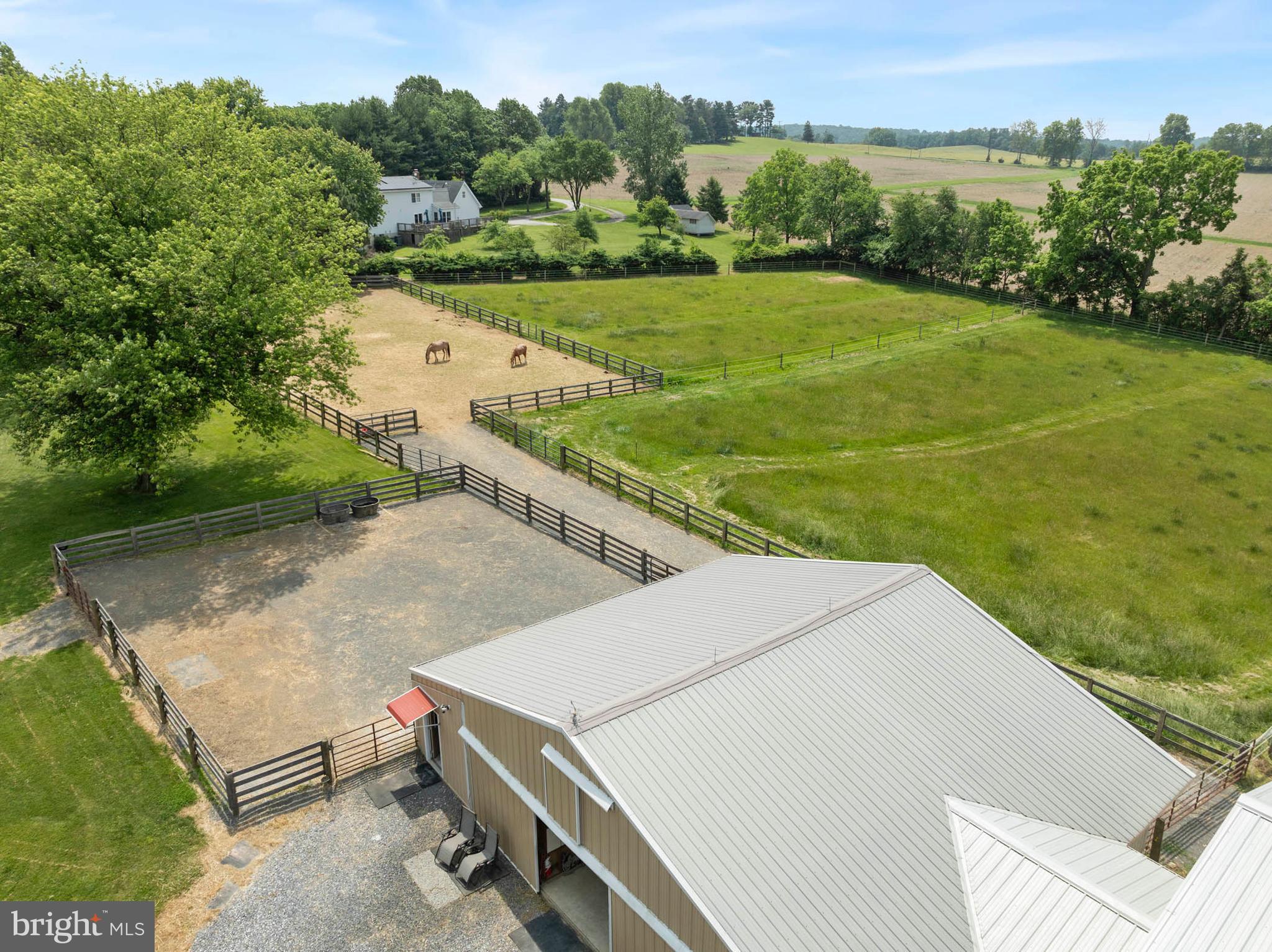 1392 Wakefield Valley Road New Windsor, MD 21776 - Photo 31 of 144 Well-planned access layout