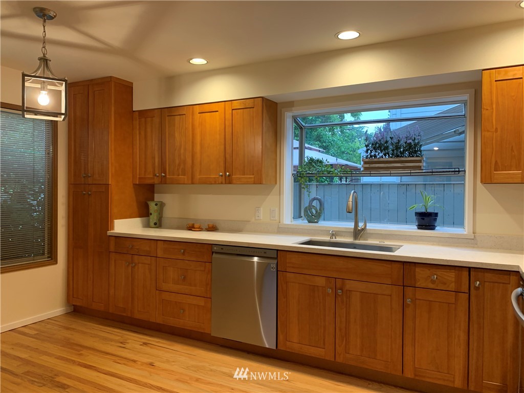3117 Smithers Avenue South Renton, WA 98055 - Photo 6 of 16 Gallery Image 6