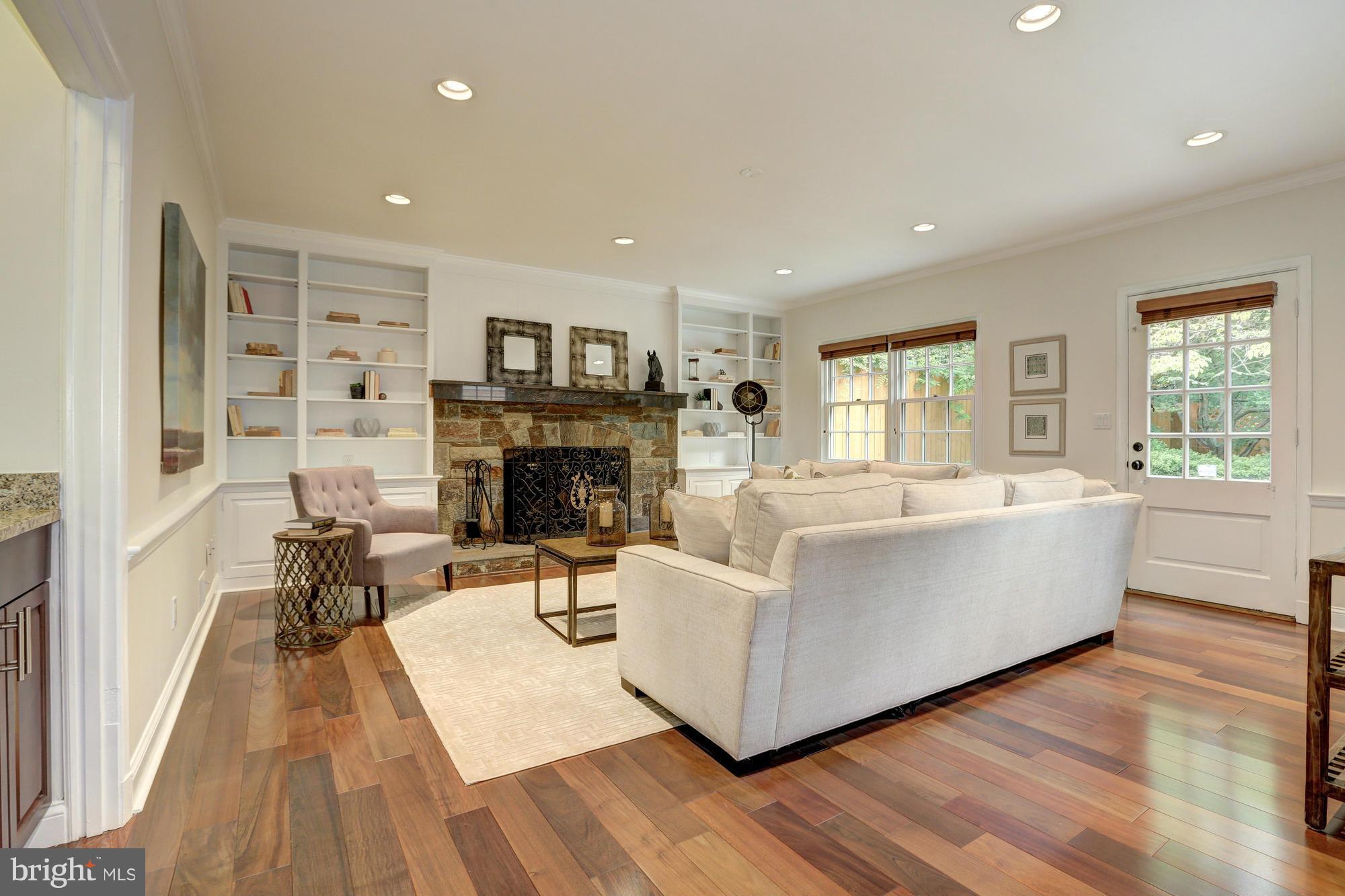 4514 Tournay Road Bethesda, MD 20816 - Photo 13 of 30 Family Room