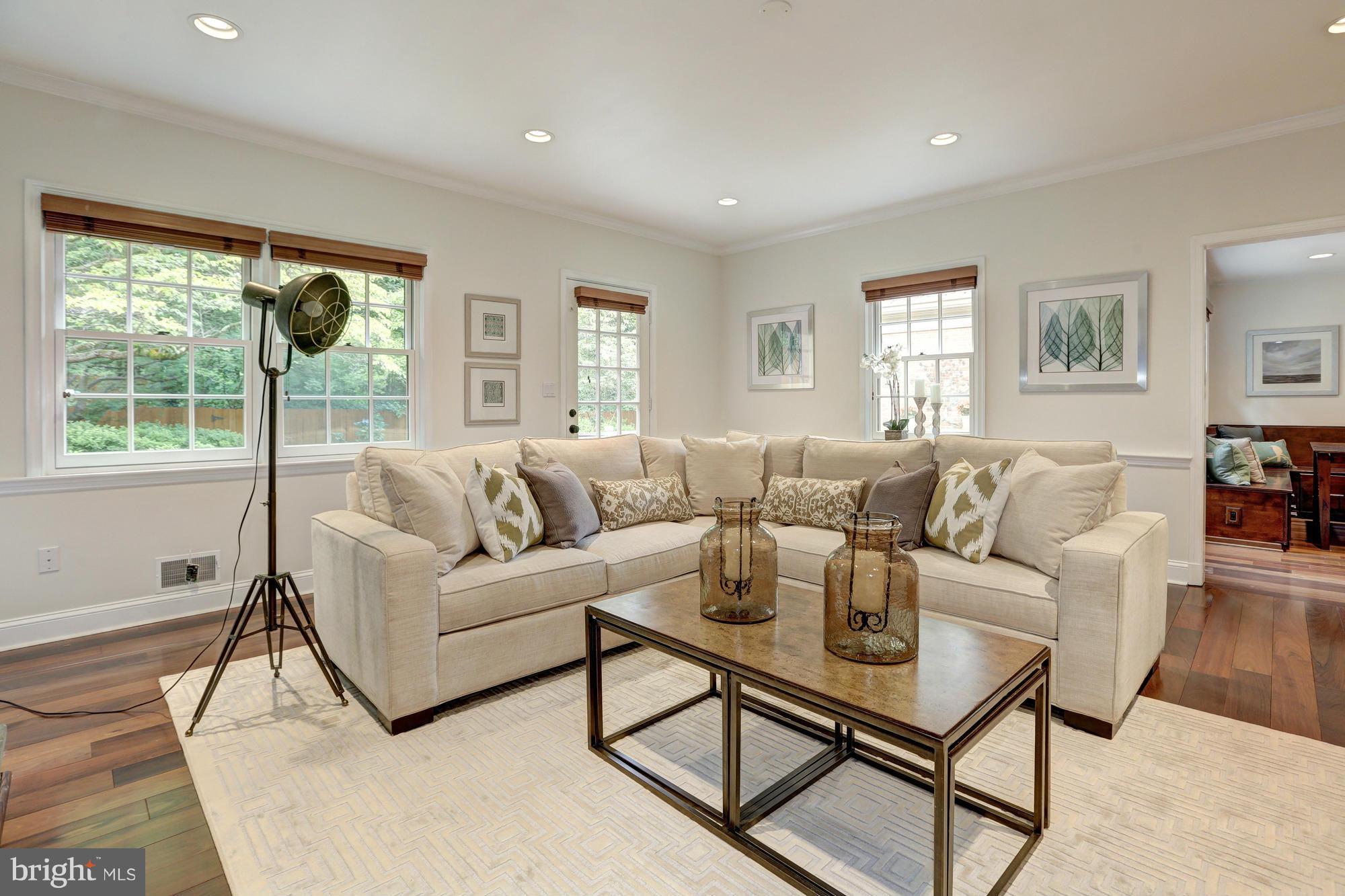 4514 Tournay Road Bethesda, MD 20816 - Photo 15 of 30 Family Room
