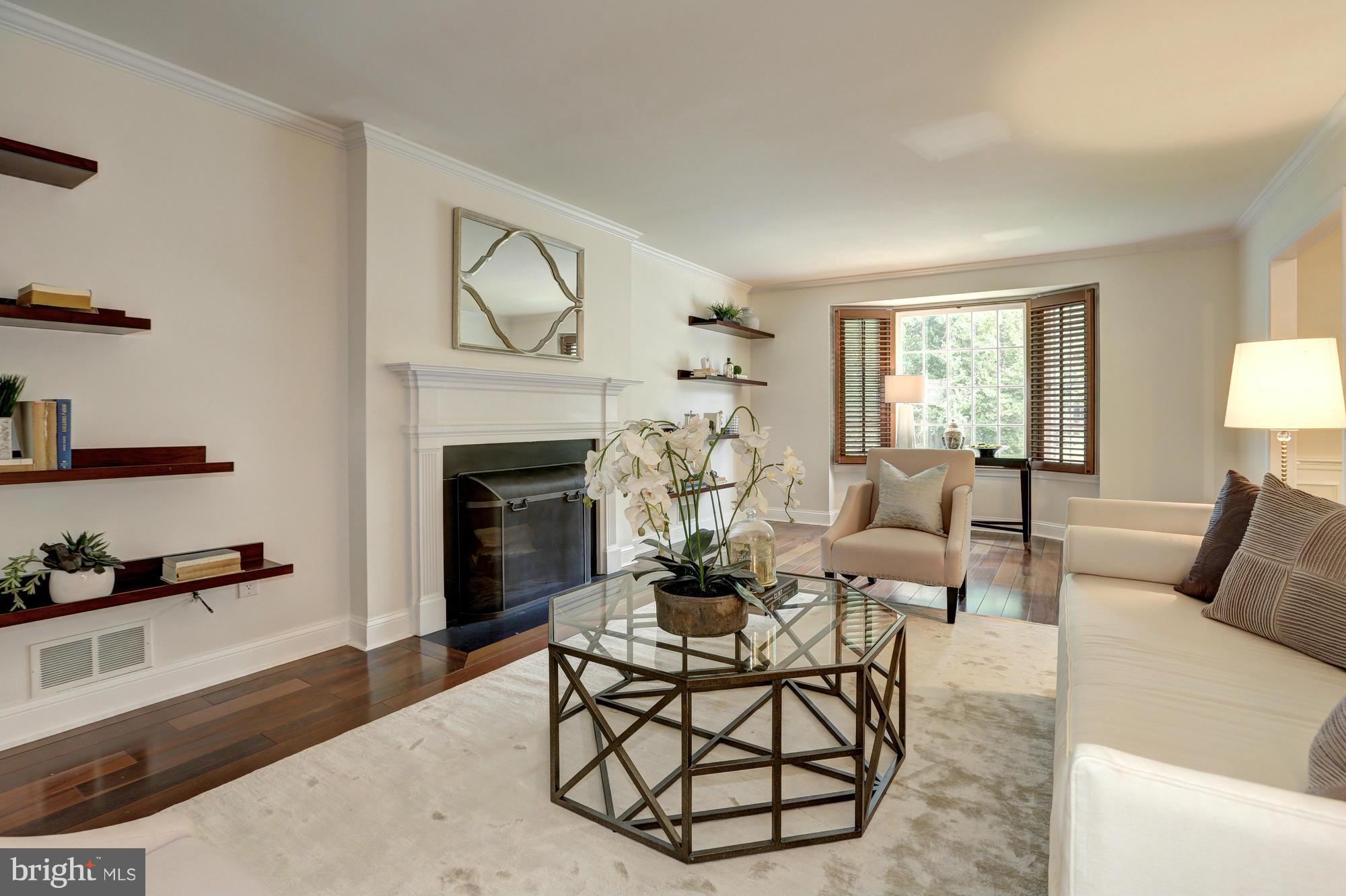 4514 Tournay Road Bethesda, MD 20816 - Photo 5 of 30 Living Room