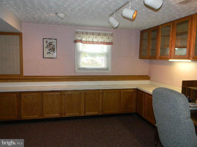 225 Rollingfield Road Baltimore, MD 21228 - Photo 11 of 15 Family Room