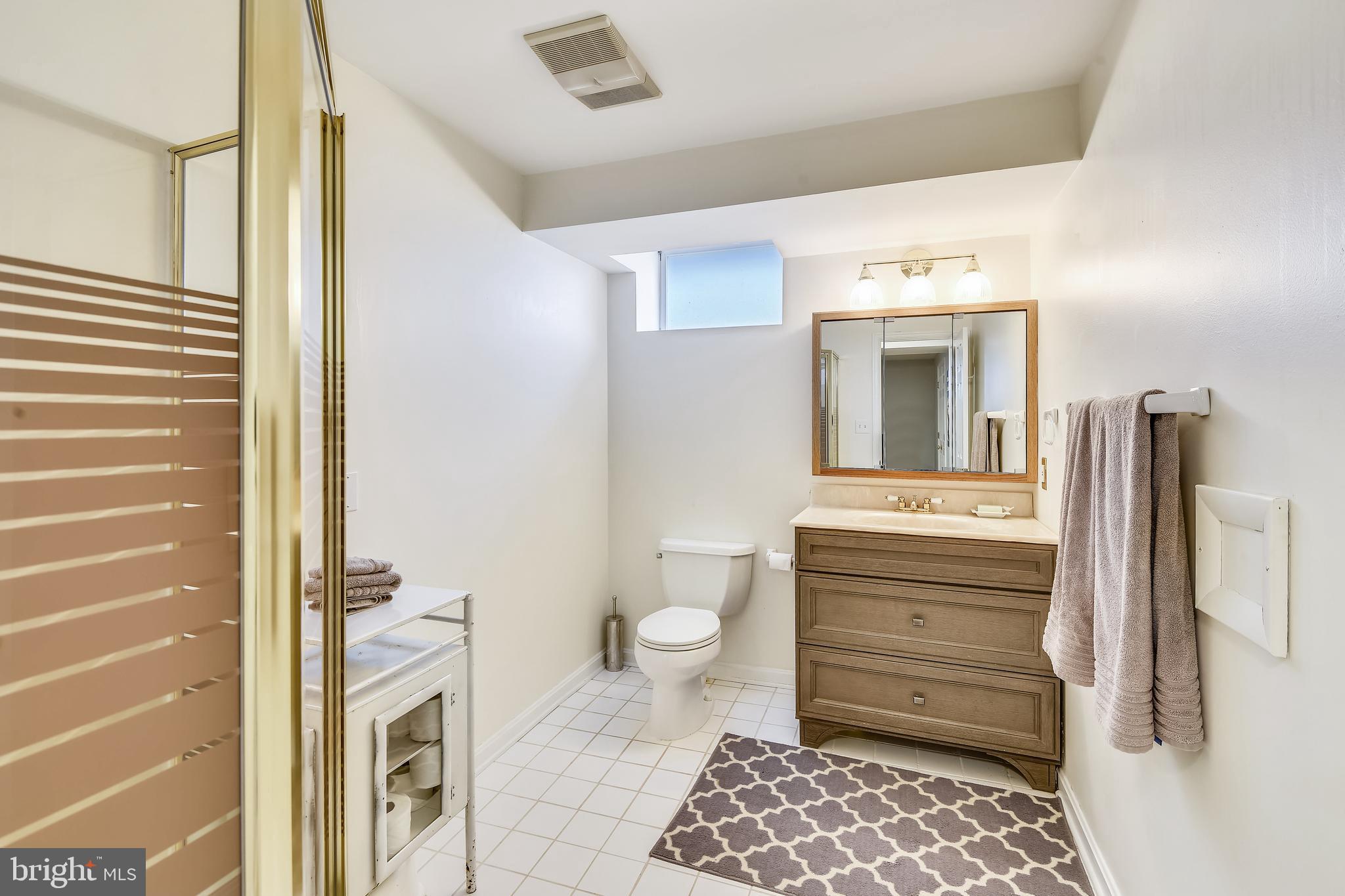 448 Forest Beach Road Annapolis, MD 21409 - Photo 64 of 105 Lower level full bathroom